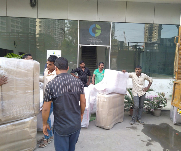 packing and moving services